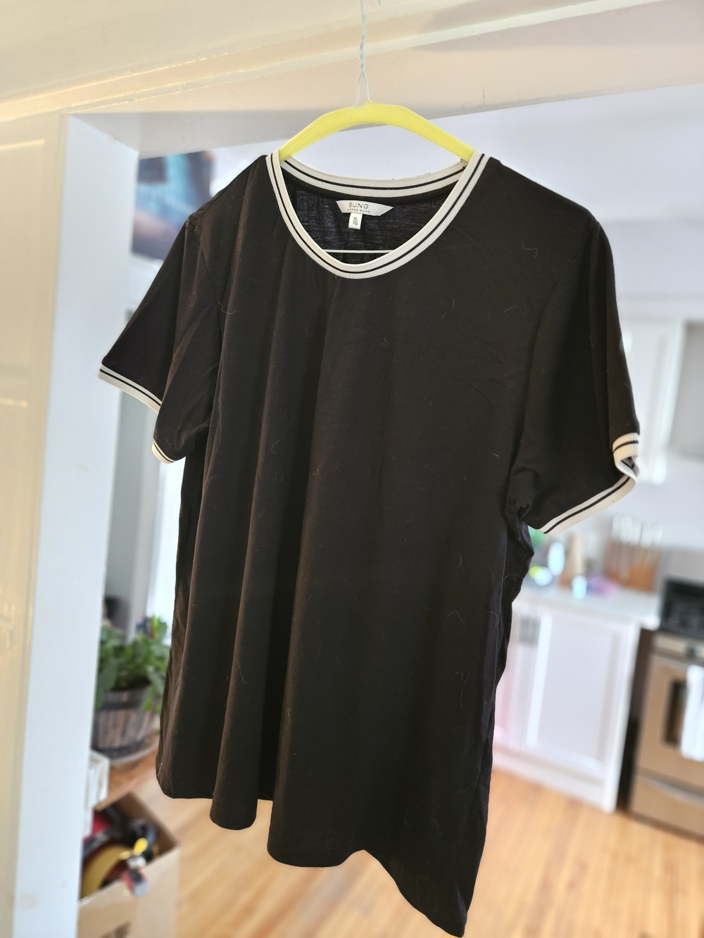 ALFRED SUNG Black Short Sleeve Tee with White Trim
